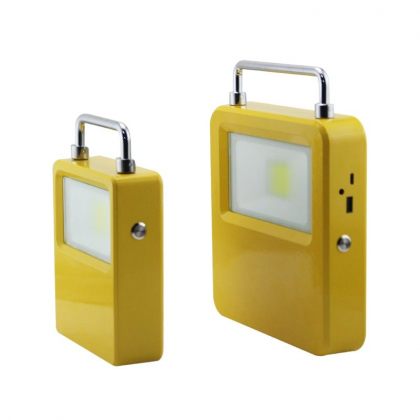 Portable Working Solar Flood Light with Power Bank Function USB Port