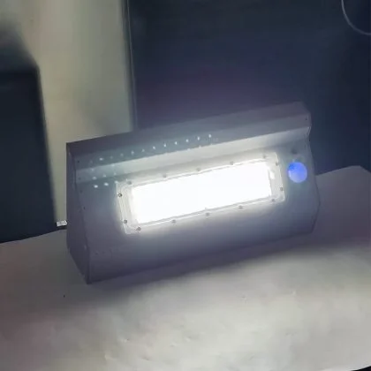 Commercial Aluminium 10W Solar Security Wall Light with PIR Sensor